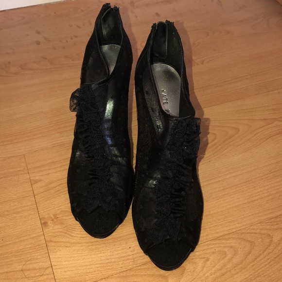 Black heels - Picture 3 of 6